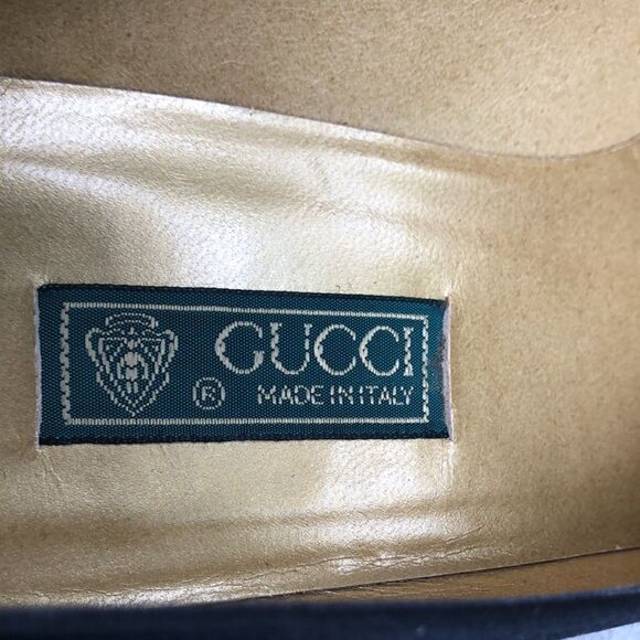 Satin and beaded Gucci’s - Picture 8 of 9